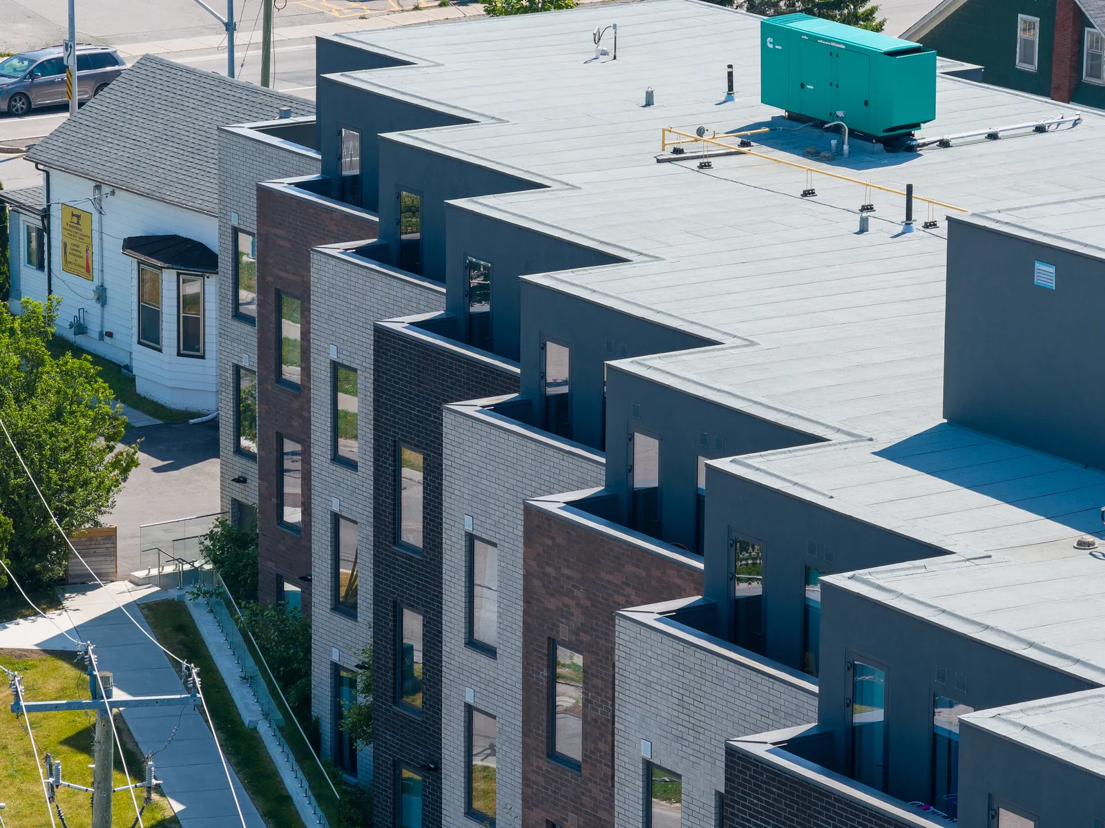 Multi-Unit & Condo project photo